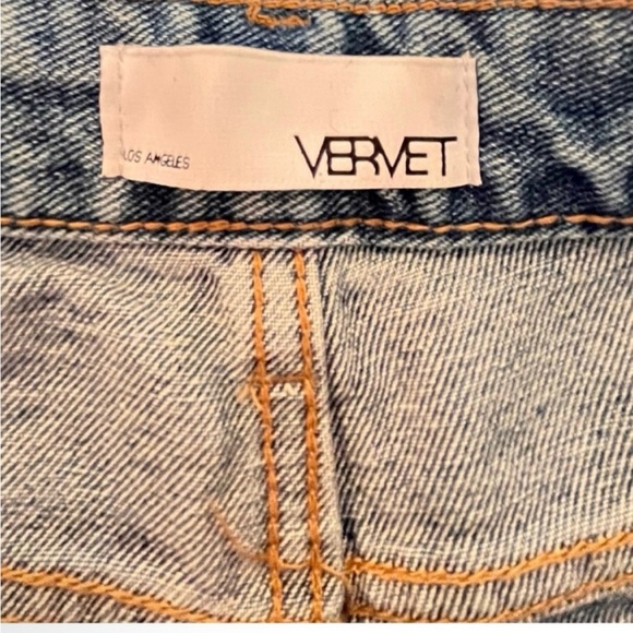 Vervet by Flying Monkey- RENDITION EMMA DISTRESSED MOM JEAN. - Picture 8 of 9